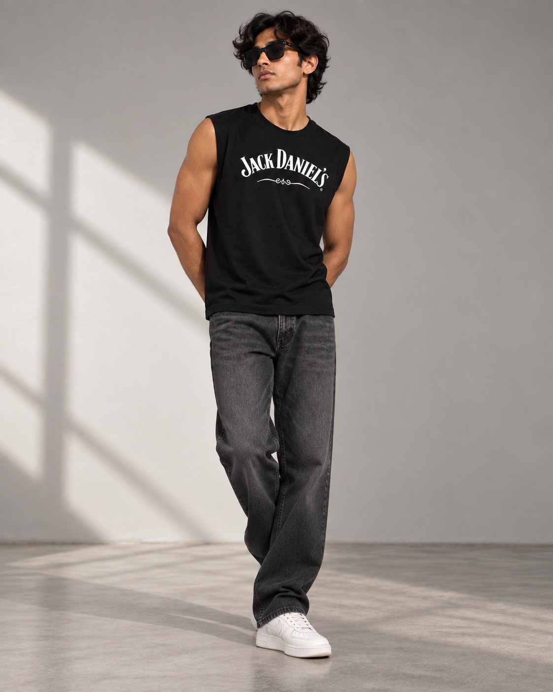 Men Round Neck Black Singlet